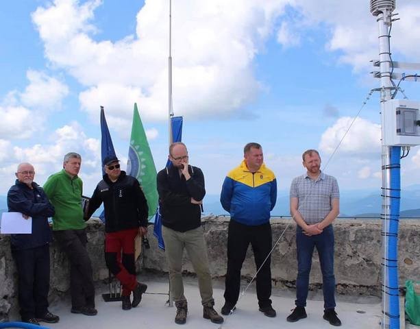 Відбулася інсталяція наукового приладу &mdash; смартдатчика погоди Lufft WS800-UMB.