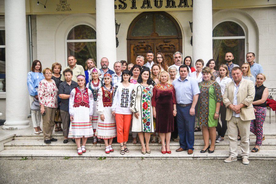Під час заходу молодь, котра має лемківське коріння або цікавиться культурною спадщиною цієї етнографічної групи, зустрі