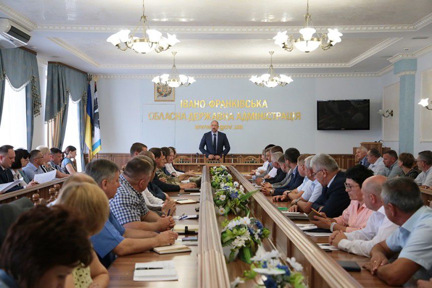 Голова облдержадміністрації зосередив увагу присутніх на першочерговому вирішенні проблемних та нагальних питань області