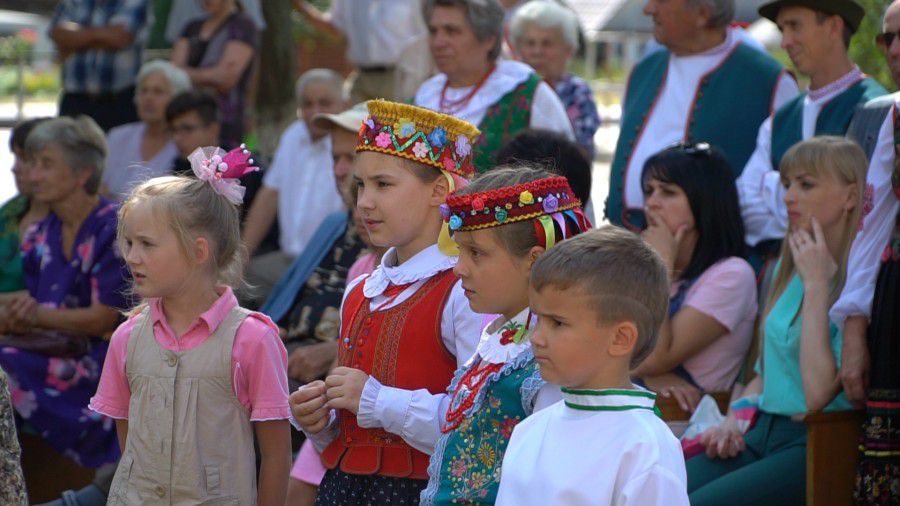 З року в рік &laquo;Співочий гай&raquo; намагається розширювати рамки, тому вже заслужив на те, щоб називатися всеукраїн