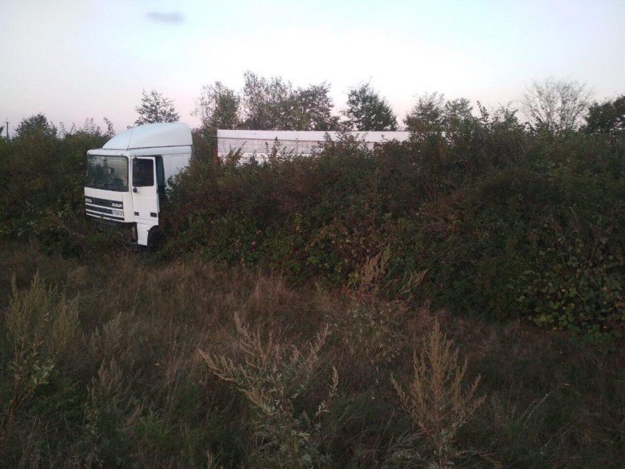Пасажирів у фурі не було &mdash; водія шпиталізували в лікарню