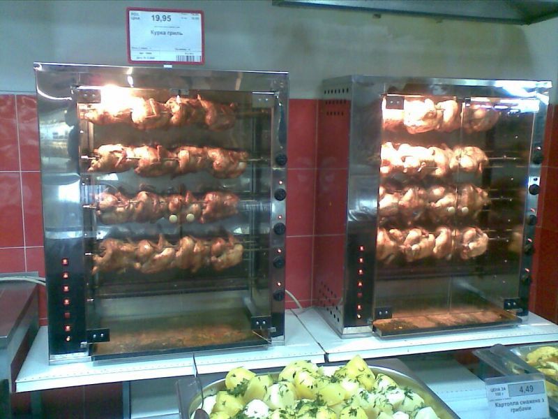 Ілюстрація. Шомпором для запікання курей травмувалася 22-річна працівниця