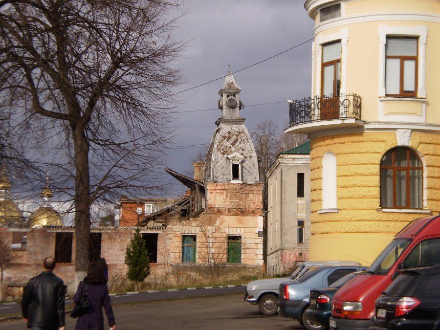 Місто хоче отримати відповідь на питання, які будівельні роботи і в якому об&rsquo;ємі можна проводи на Ратуші