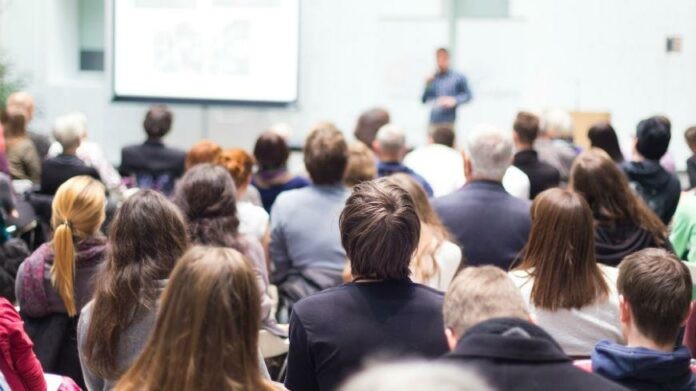 Ілюстрація. Громадські слухання відбудуться 21 жовтня об 11.00 в палаці культури &laquo;Мінерал&raquo;