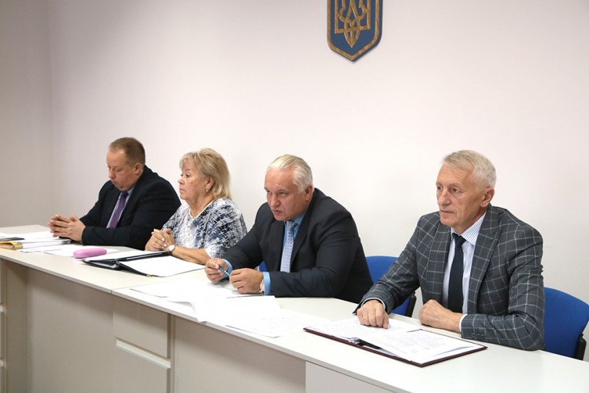 Загалом передбачається скорочення граничної чисельності працівників райдержадміністрацій з 1812-ти до 1221-єї одиниці