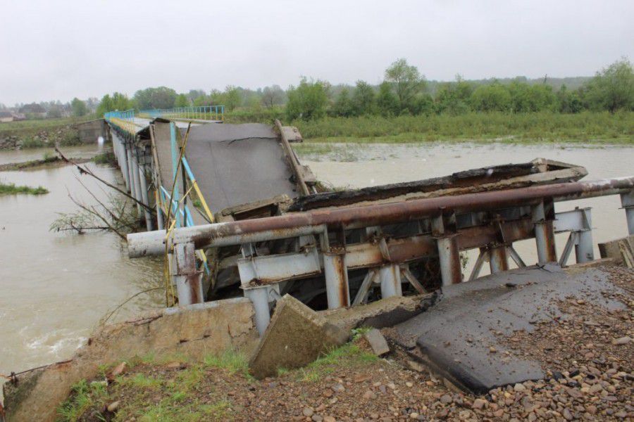 23,4 мільйона виділено на відновлення моста між селами Пійло та Довге-Калуське