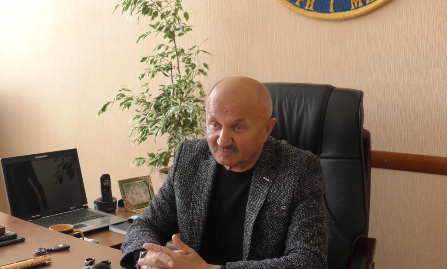 75-річний Петро Пірус зазначив, що поки що немає кандидатів, яким можна було б передати коледж культури