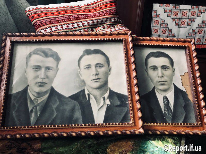 Загинули брати в один день &mdash; 3 березня 1945 року. 