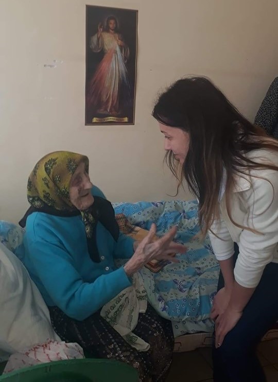 Галина Федюра побувала з будинку для людей похилого віку в Рогатині