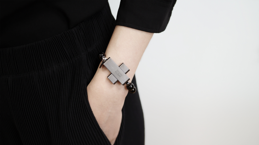 Аксесуар можна використовувати як звичайний smart-годинник. 