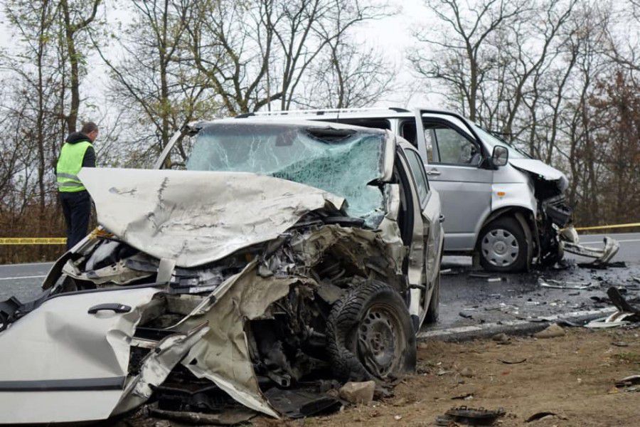 Внаслідок аварії загинула водійка автомобіля