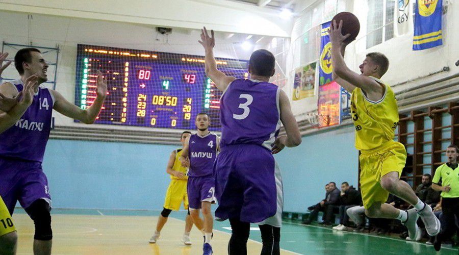 Ілюстрація. Калушани втратили шанс на перемогу в овертаймі