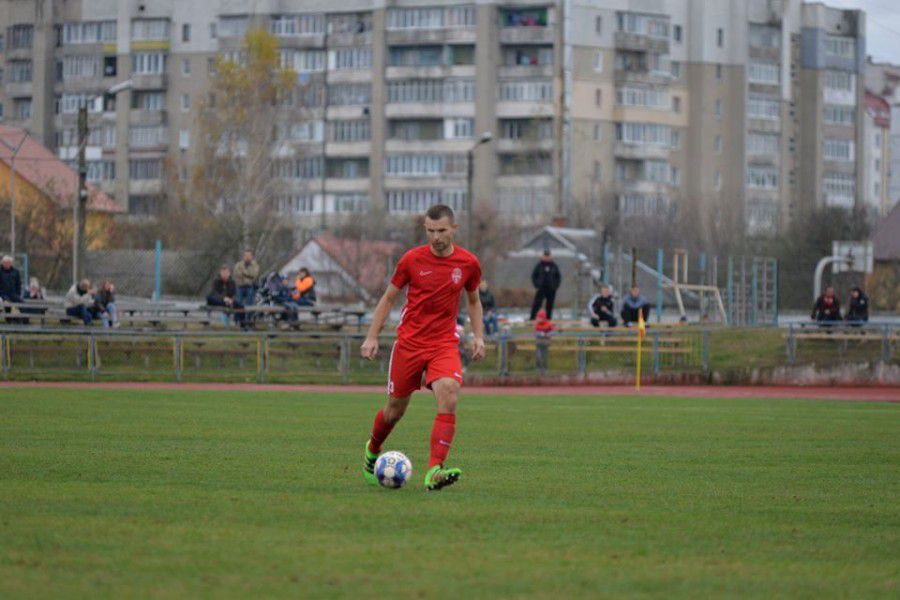"Червоно-чорні" розгромили своїх юних опенентів
