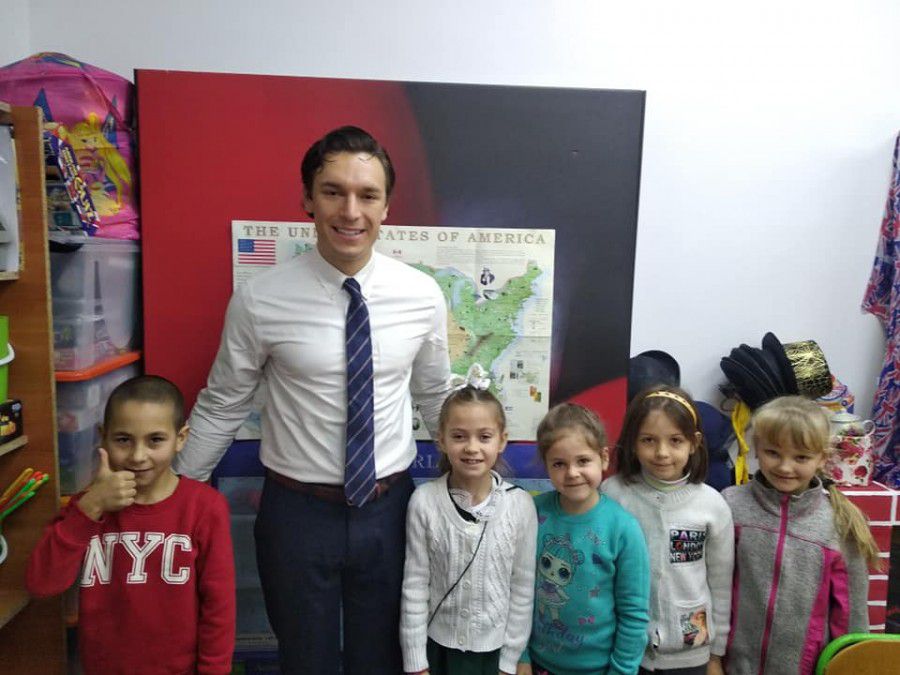 Ерік Файн відзначив, що йому дуже сподобався ліцей №2 своєю атмосферністю, затишком та привітністю освітнього середовища