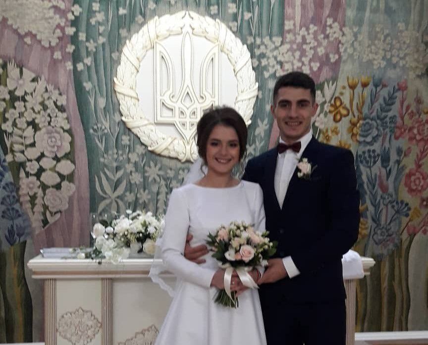 Данило Книш одружився в Калуші на своїй землячці з міста Арциз | Фото: Ірина Очкур