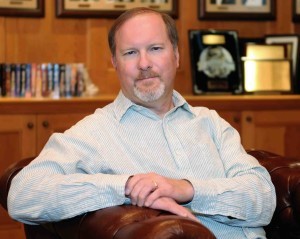 Кевін Джеймс Андерсон потрапив до книги рекордів Гіннеса як &laquo;найплідніший на автографи автор&raquo; | Фото: starch