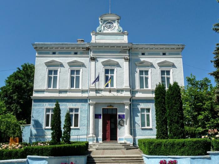 Тепер у Калуській міській раді є  265 посад