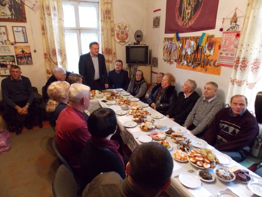 У святкові дні батьки загиблих "афганців" відчувають підтримку