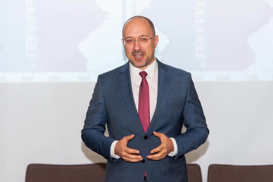 Серед пріоритетів нового року &mdash; мости, дороги, реконструкція аеропорту в Івано-Франківську | Фото: Mariana Khomits