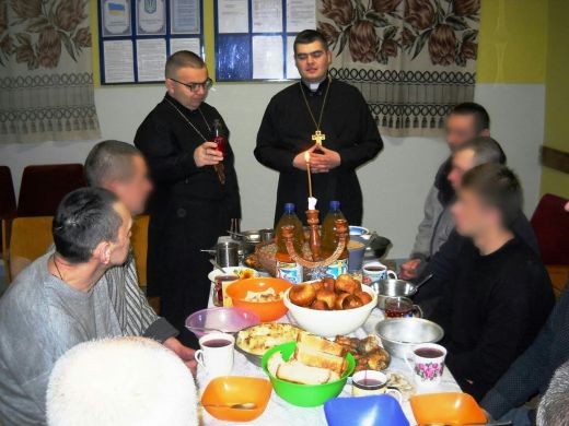 Ув'язнені самі приготували страви для трапези