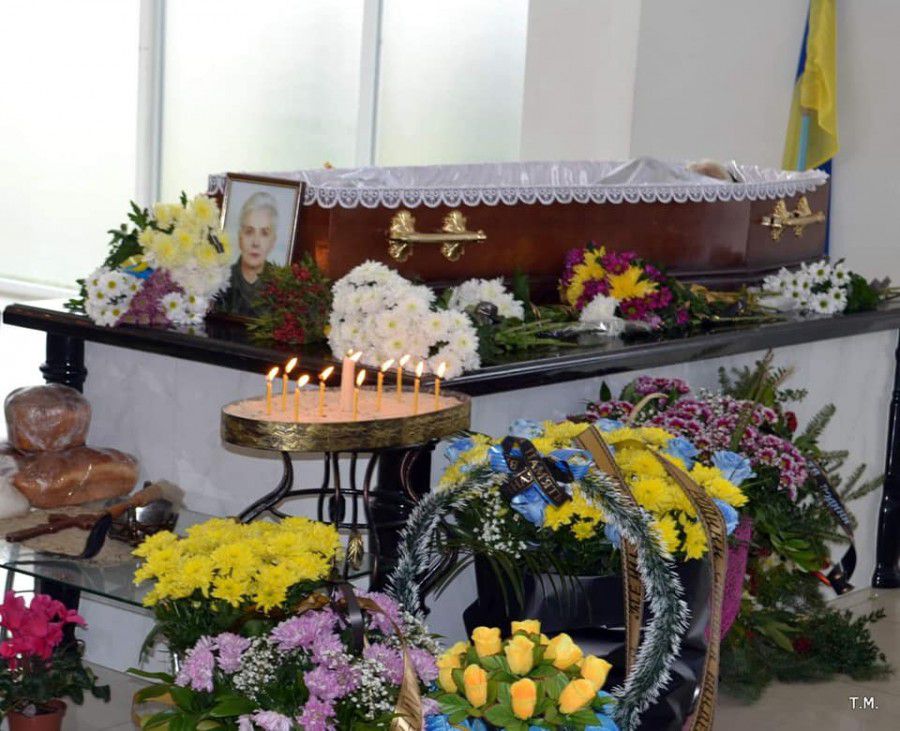 Дарію Возняк (Заливаху) поховали біля її чоловіка | Фото: Володимир Ковальчук/Facebook