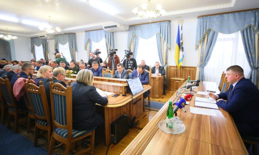  Віталій Федорів наголосив, що потрібен максимальний контроль за ситуацією із вчасної виплати заробітної плати