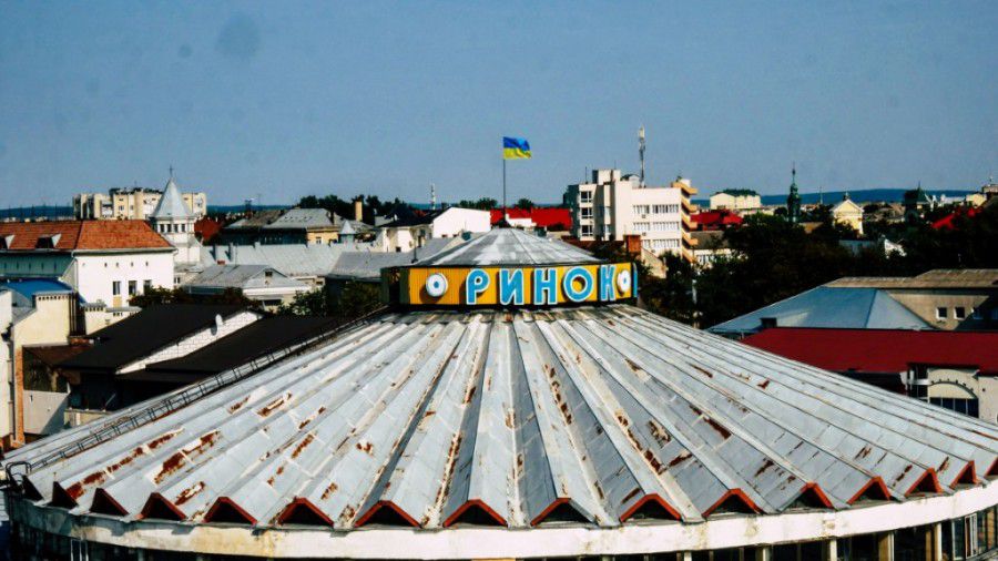 Ілюстрація. На франківський ринок не пускають містян