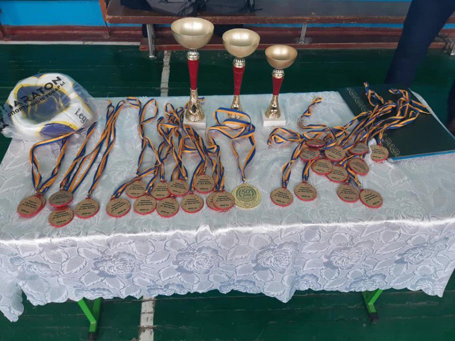 Переможці отримали грамоти, медалі, кубки і м'ячі