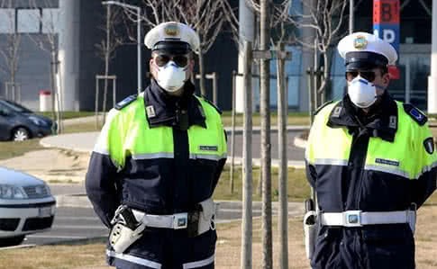 Ілюстрація. Тим, хто порушує карантин, може загрожувати три місяці в'язниці