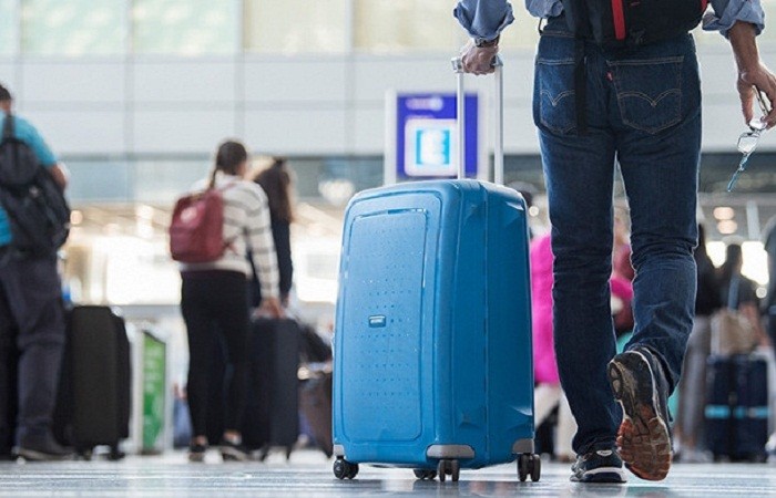 Ілюстрація. Українцям радять уникати уражених вірусом регіонів іноземних країн