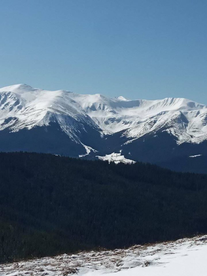 На посту Драгобрат висота снігового покриву становить 121 см | Фото: Олександр Голобін