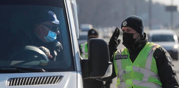 На пропускних пунктах проводитимуть скринінг температури тіла для водіїв та пасажирів