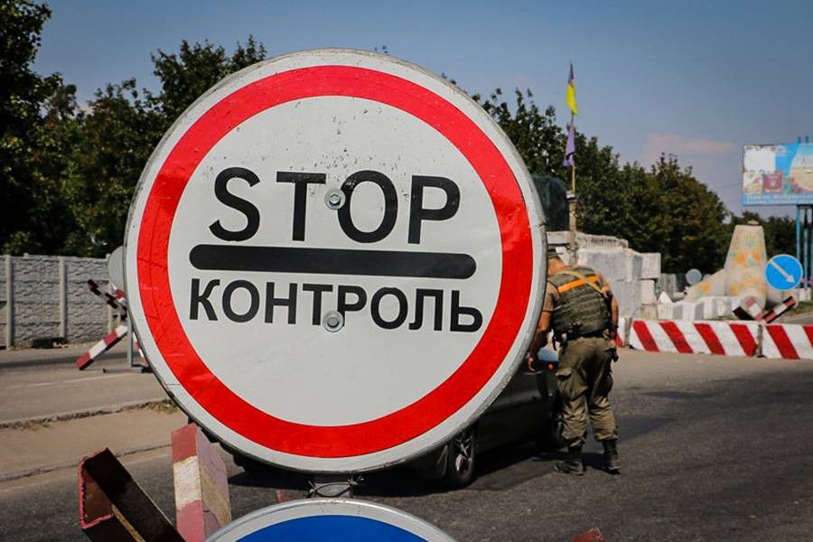 Ілюстрація. У Перегінську сьогодні проводять дезінфікуючі заходи і з&rsquo;ясовують, що спричинило спалах коронавірусної