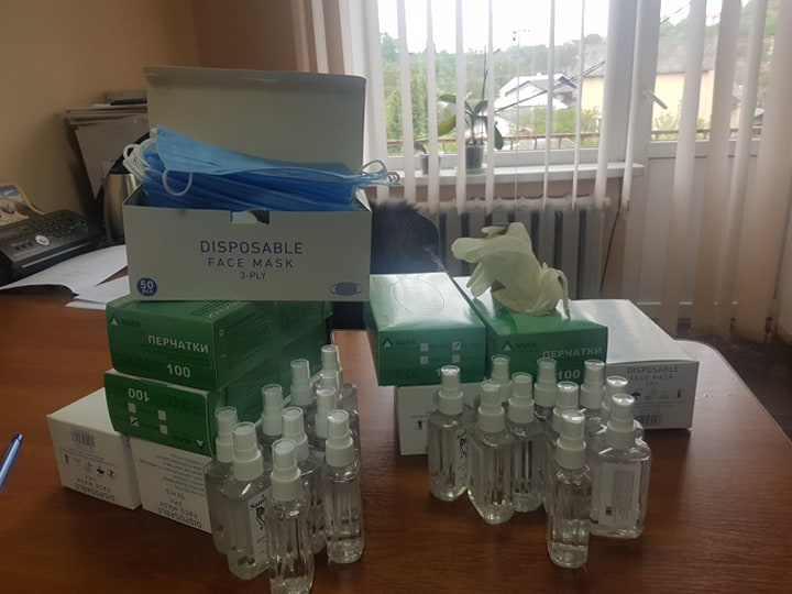 «Мальовниче Прикарпаття» придбав захисні маски, дезінфектори, рукавички, а також термометри