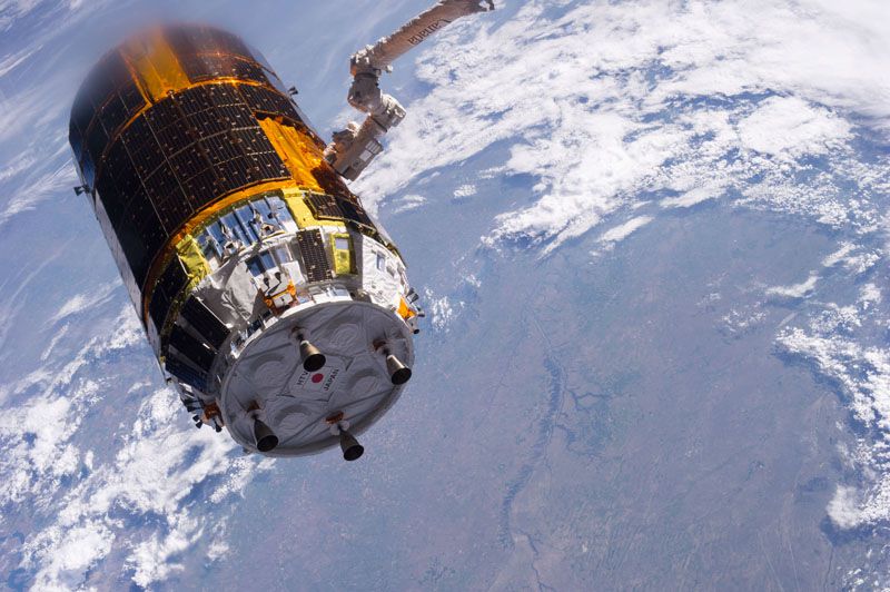 Після доставки вантажукосмічний корабель залишить МКС з непотрібними матеріалами та згорить в атмосфері Землі