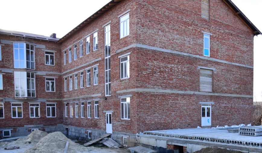 Школа у Боднарові розрахована на 600 учнів