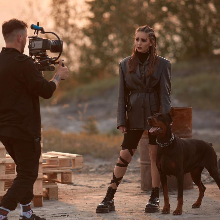 Команда працювала від заходу сонця аж до пізньої ночі