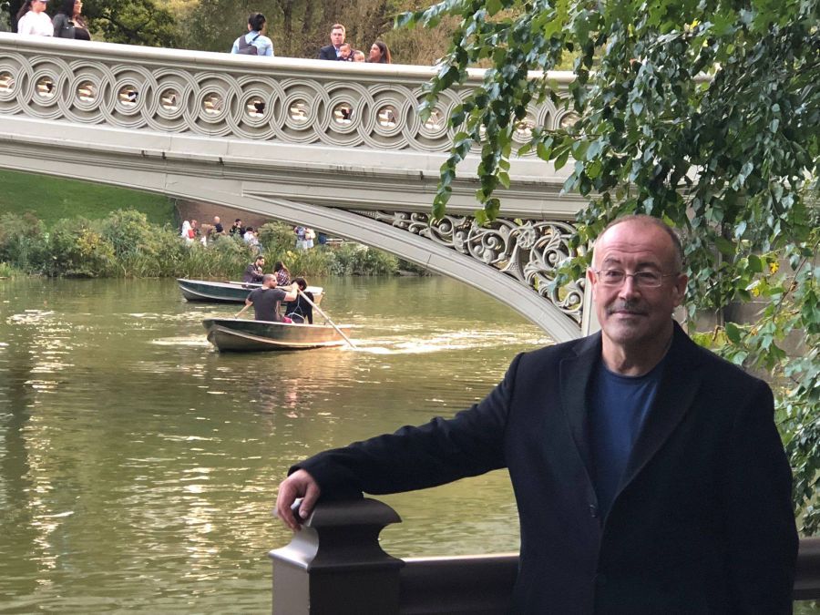 Степан Процюк готує роман "Пальці поміж піском" до друку