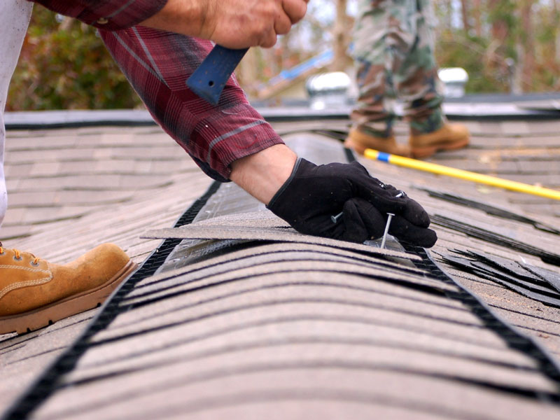Ілюстрація. Покрівлю приміщення обіцяють відремонтувати