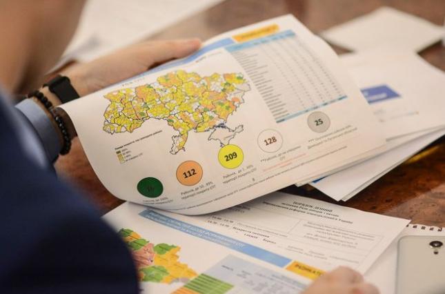 Ілюстрація. Процес укрупнення районів відбувається без широкого громадського обговорення