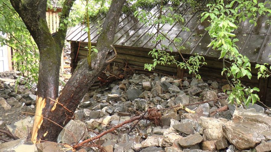 Селевий потік зруйнував будинок жінки — потрібен новий дім