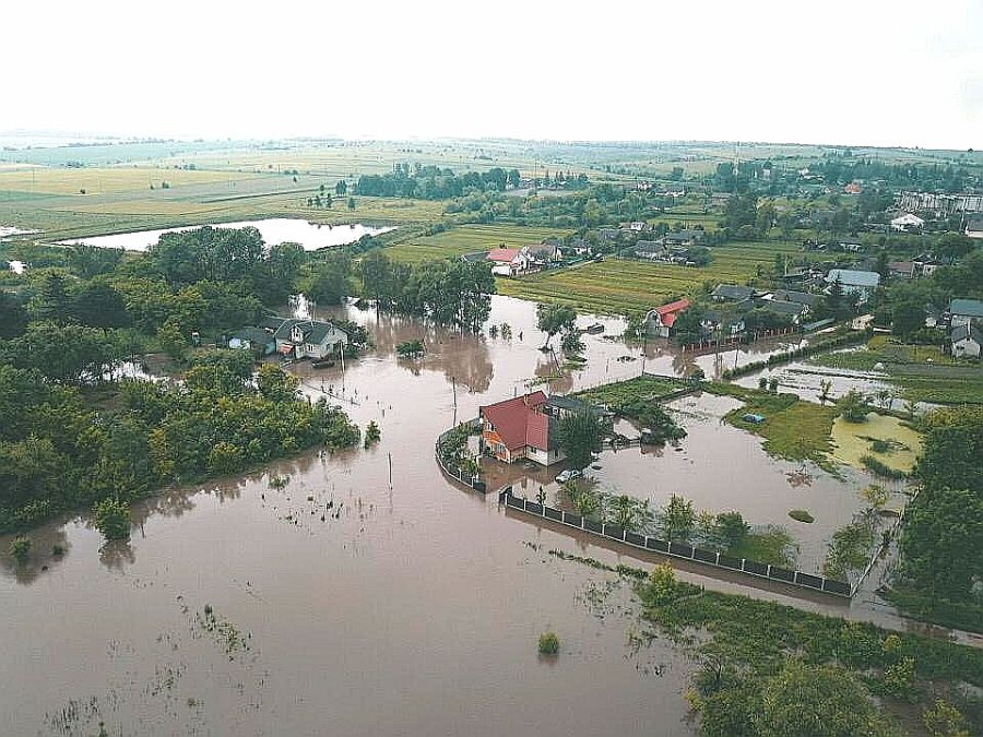 На ліквідацію наслідків негоди на Прикарпатті потрібно близько пів мільярда гривень