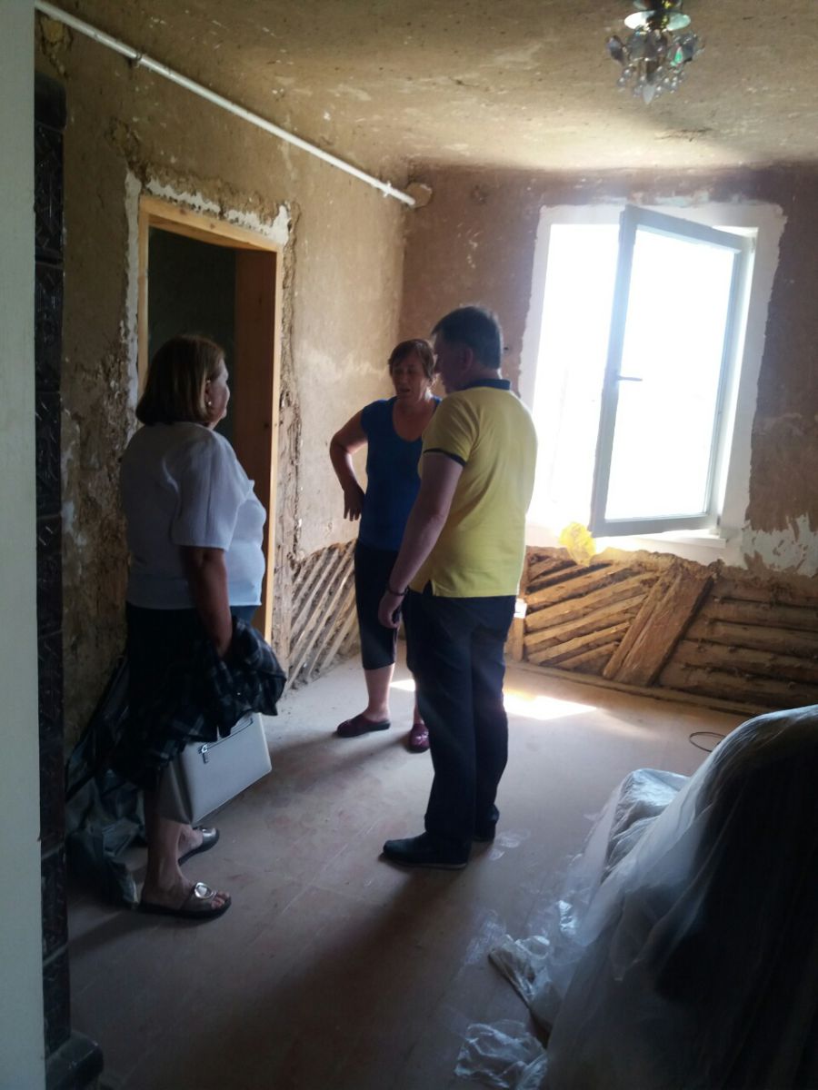 Власникам підтоплених будинків допоможуть із будматеріалами