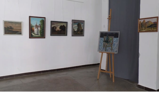 Виставка картин фондових колекцій діятиме впродовж місяця