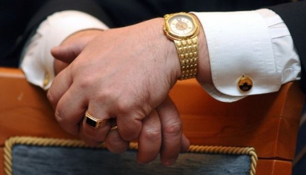 Ілюстрація. НАЗК перевірить чи відповідає спосіб життя чиновників їхній зарплаті