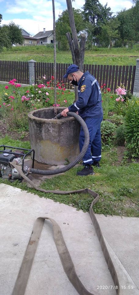  Загалом відкачали воду з 15 криниць