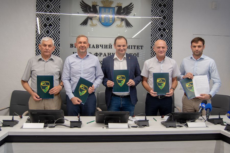 Реалізовувати проєкт створення футбольної академії будуть вже з серпня