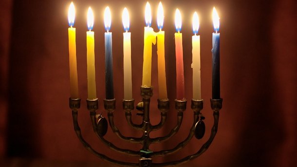 Ілюстрація Юдеї 12 грудня з заходом сонця розпочинають святкувати Хануку