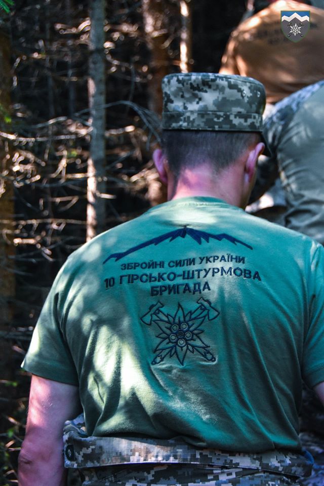 Контрактникам грошові виплати збільшились на 23 %