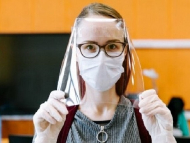 Ілюстрація, Захисний щиток буде більш зручний для вчителів